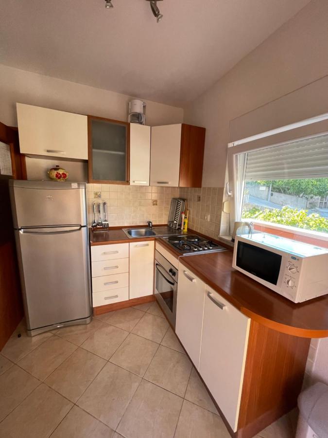 Hotel Apartman Jukic Marina Esterno foto