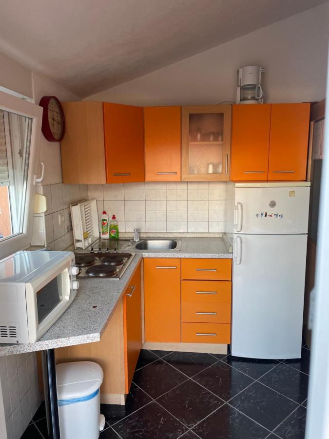 Hotel Apartman Jukic Marina Esterno foto
