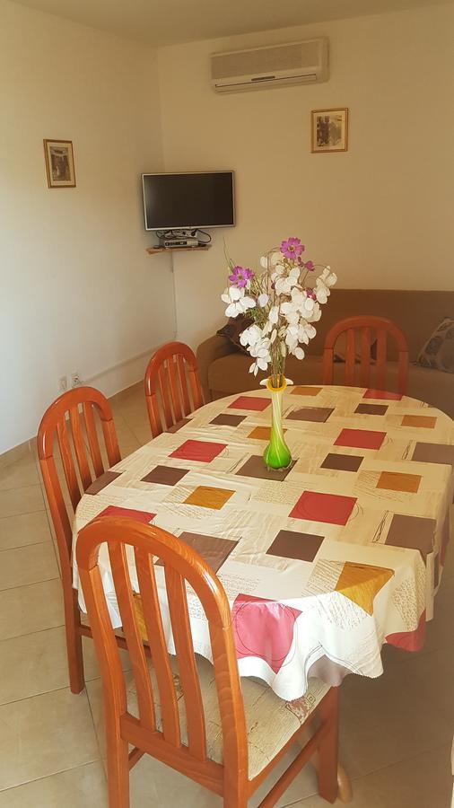 Hotel Apartman Jukic Marina Esterno foto